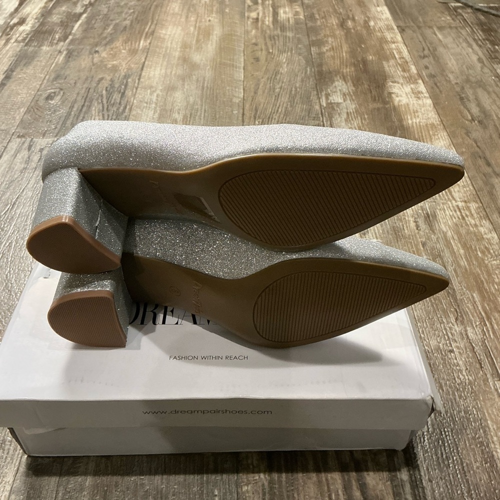 Dream Pairs Glittery Silver Block Heels Size 8 - Picture 13 of 16